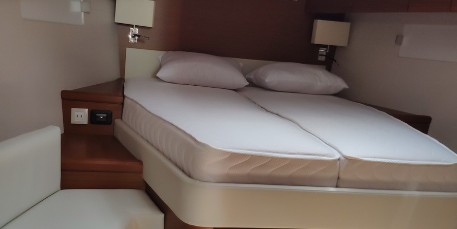 Jeanneau 51