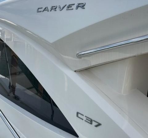 Carver C37 Coupe