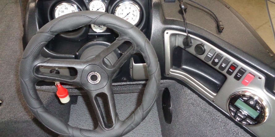 Lund Boats 1675 Impact SS