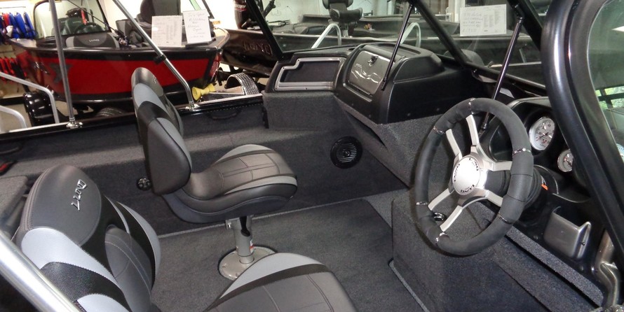 Lund Boats 1675 Impact SS