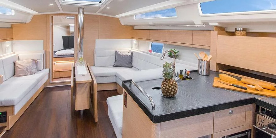 Hanse 418