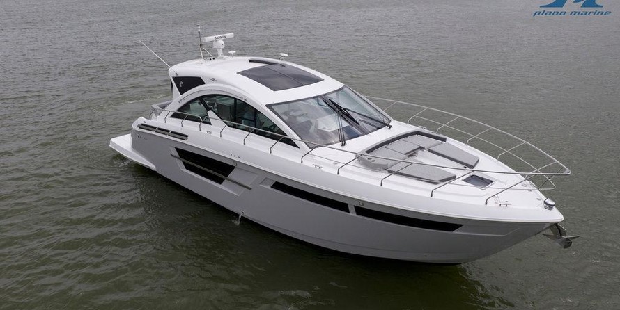 Cruisers Yachts 54 Cantius