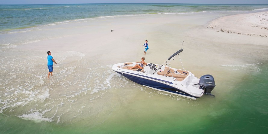 Hurricane SunDeck Sport 185 OB