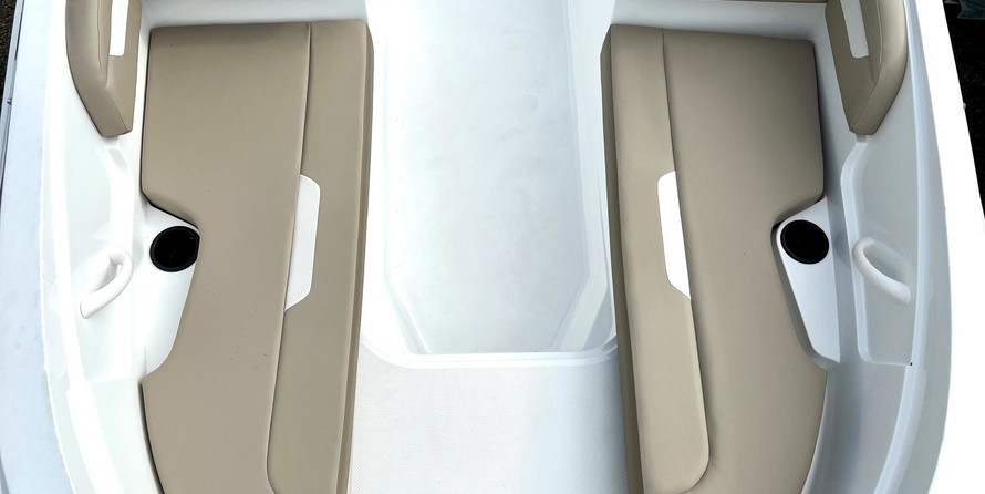 Hurricane SunDeck Sport 185 OB
