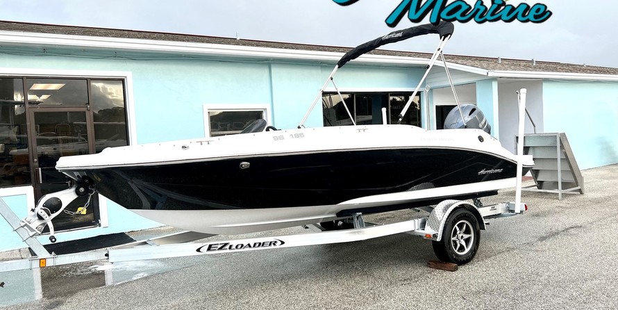 Hurricane SunDeck Sport 185 OB