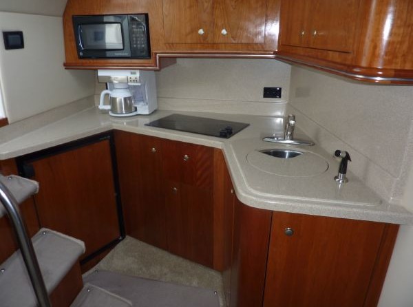 Cruisers Yachts 340 Express