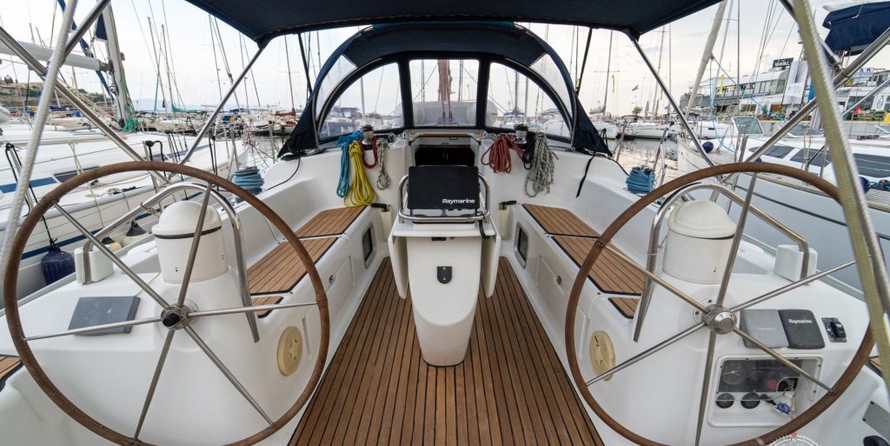 Jeanneau Sun Odyssey 43