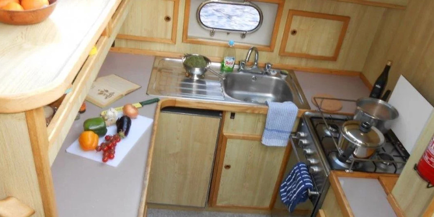 StandardRoyal Star WHS