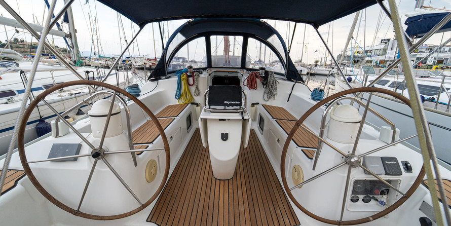 Sun Odyssey 43
