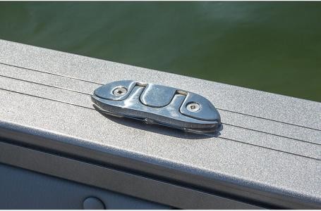 Crestliner 1750 Super Hawk