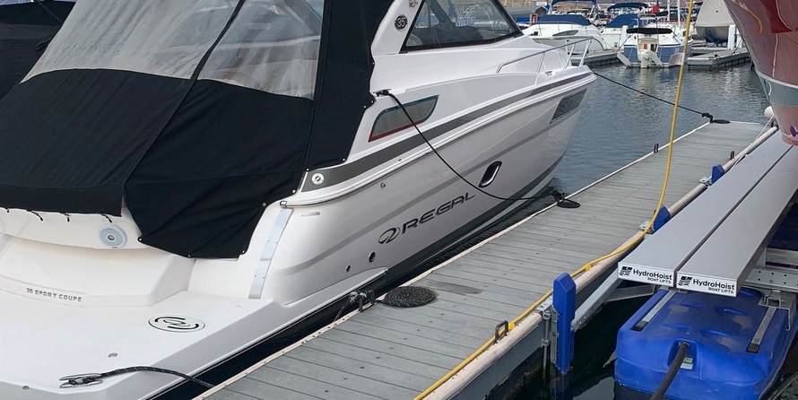 Regal 35 Sport Coupe