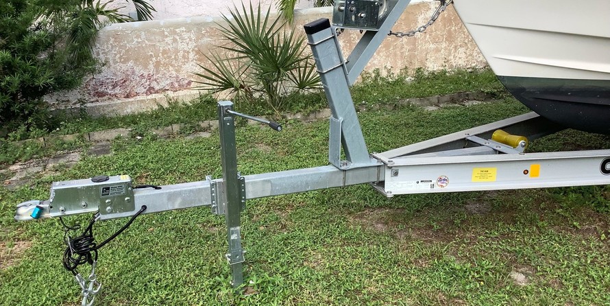 Grady-White Seafarer 228