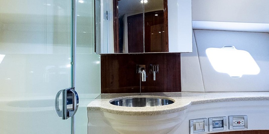 Riviera 43 Offshore Express