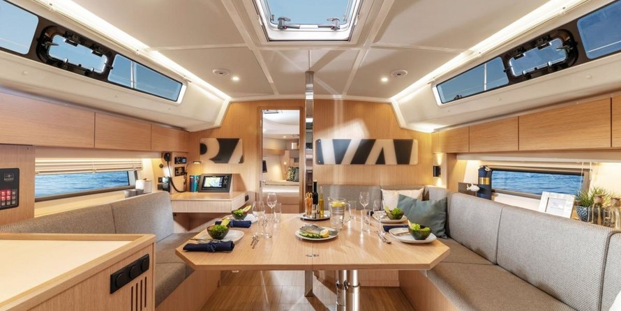 Bavaria C42