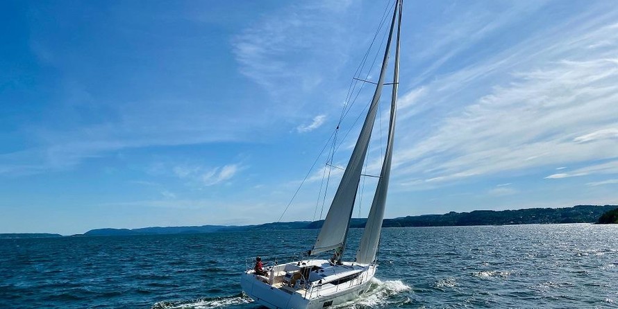 Bavaria C42