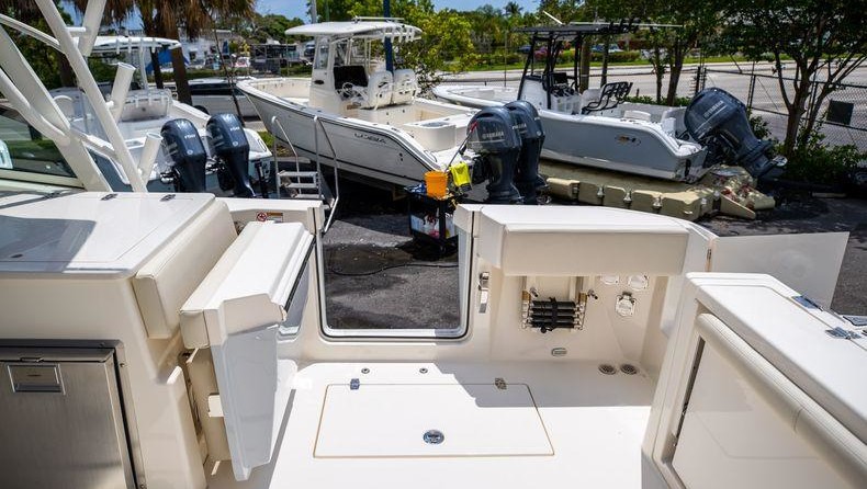 Larson Cabrio 330 DC