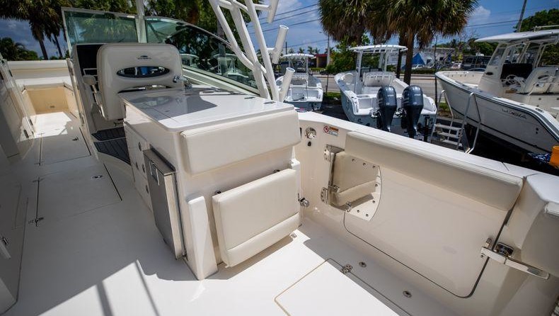 Larson Cabrio 330 DC