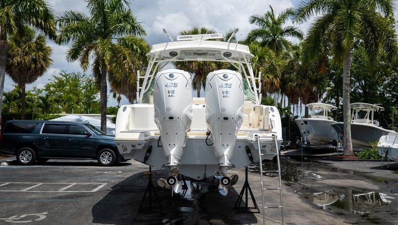 Larson Cabrio 330 DC