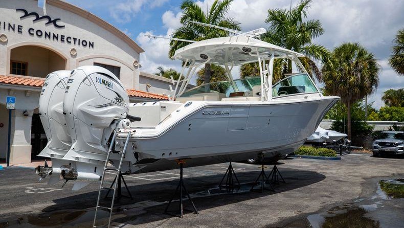 Larson Cabrio 330 DC