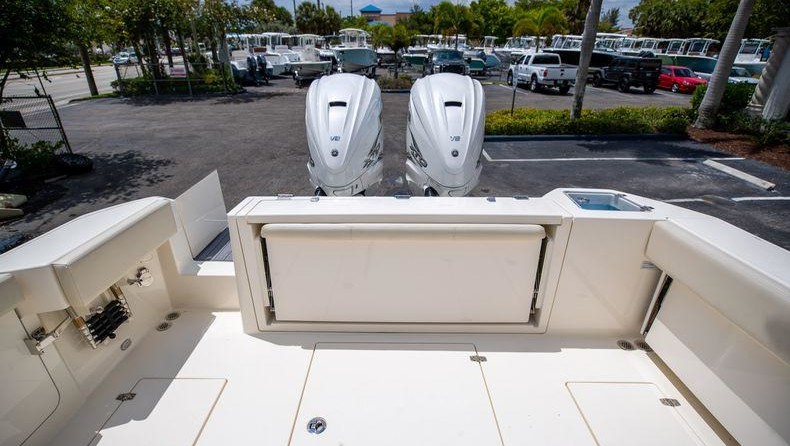 Larson Cabrio 330 DC