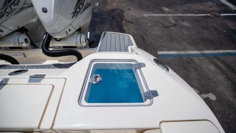 Larson Cabrio 330 DC