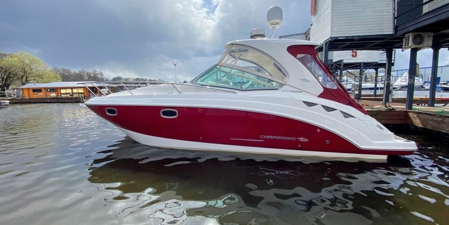 Chaparral 310 Signature