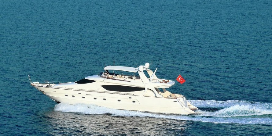 Motoryacht Blanco