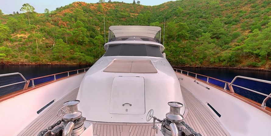 Motoryacht Blanco