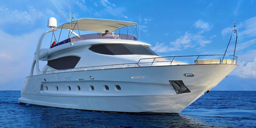 Motoryacht Blanco