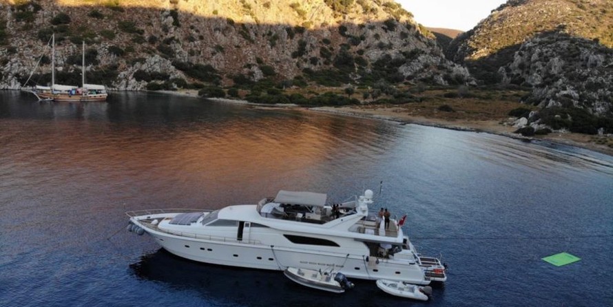 Motoryacht Kastoria
