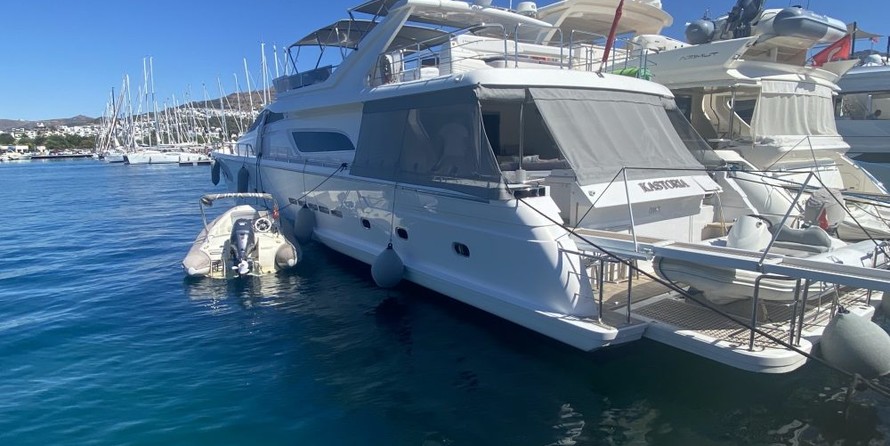 Motoryacht Kastoria