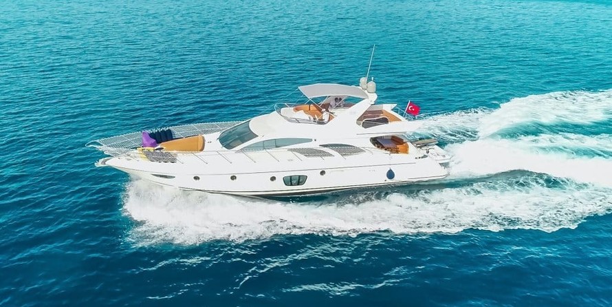 Motoryacht Efe 01