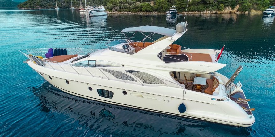 Motoryacht Efe 01
