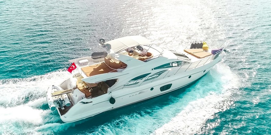 Motoryacht Efe 01