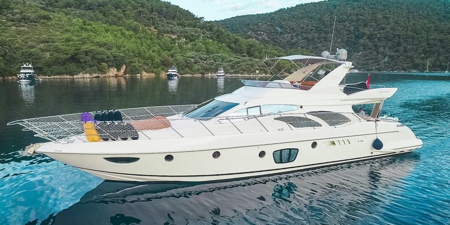 Motoryacht Efe 01