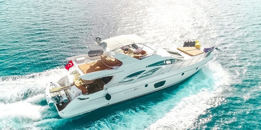 Motoryacht Efe 01