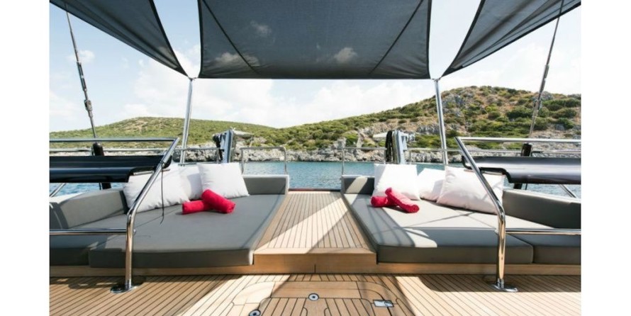 Yacht Rox Star