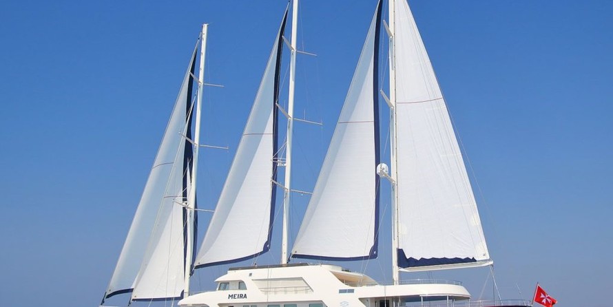 Yacht Meira