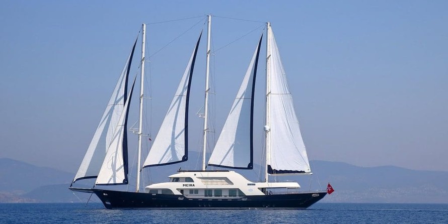 Yacht Meira