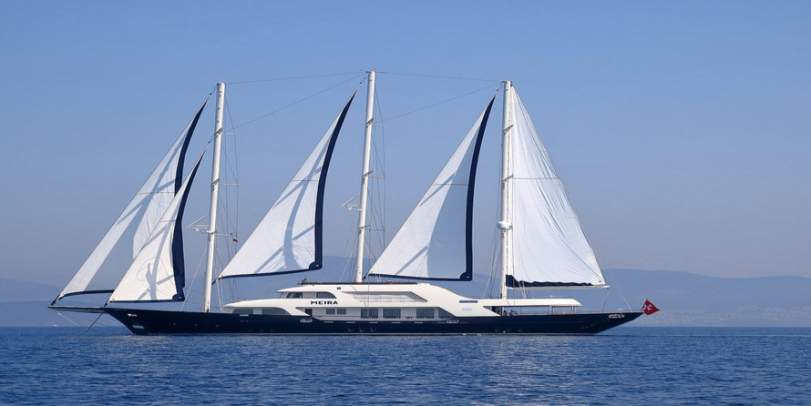 Yacht Meira