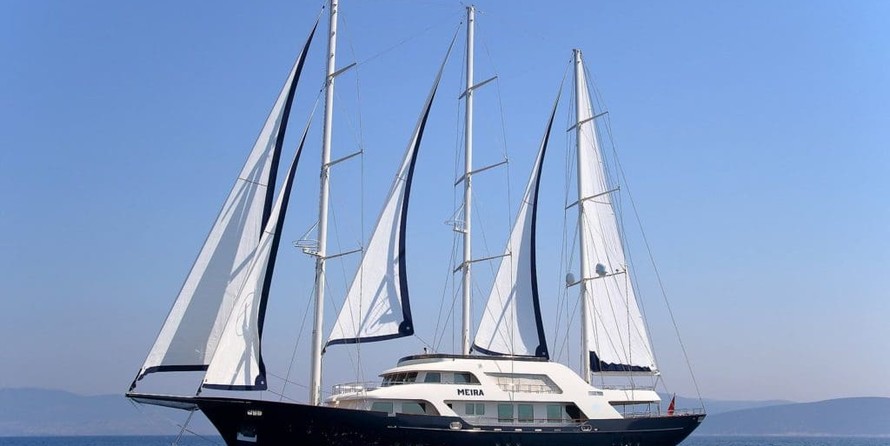Yacht Meira