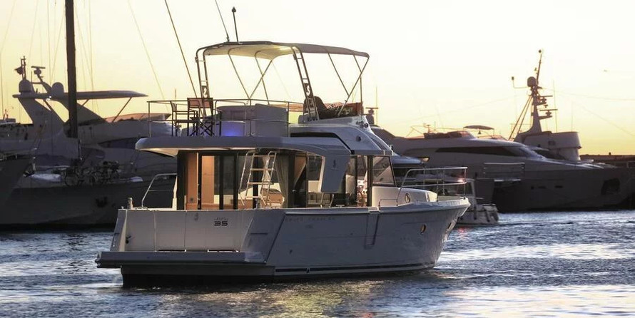 Beneteau Swift Trawler 35