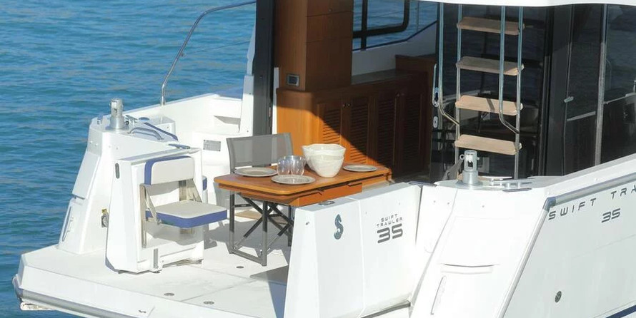 Beneteau Swift Trawler 35