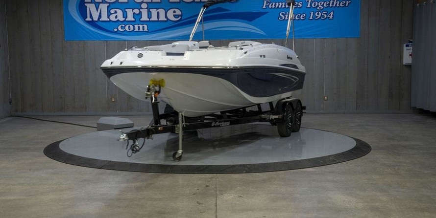 Hurricane 188 sport sundeck