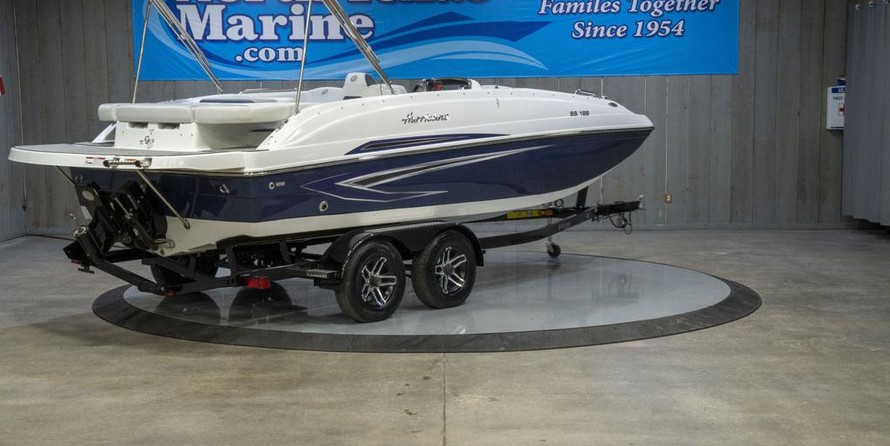 Hurricane 188 sport sundeck