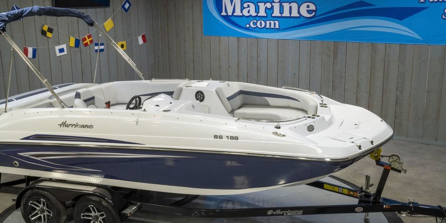 Hurricane 188 sport sundeck