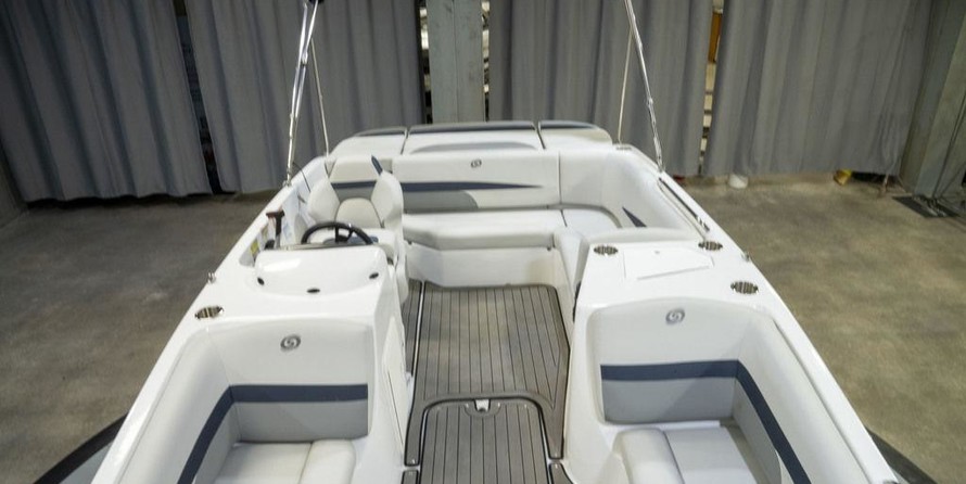 Hurricane 188 sport sundeck