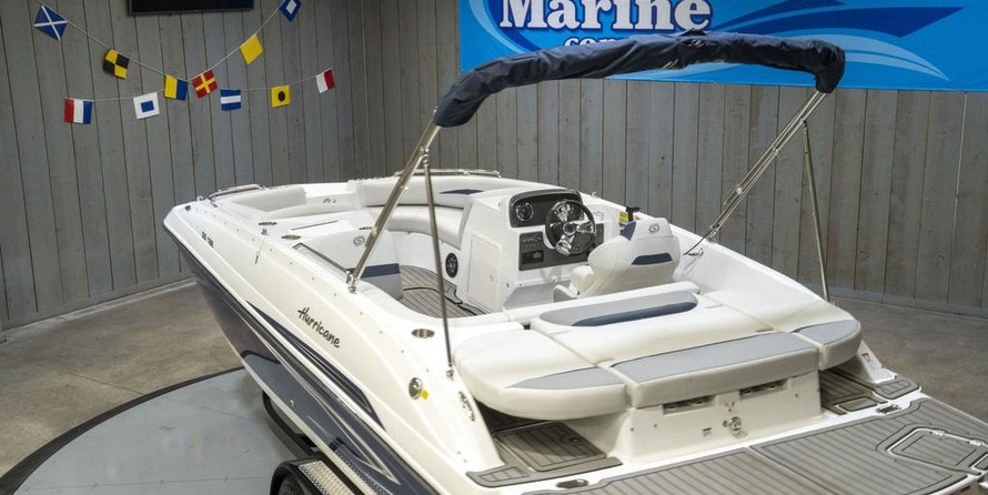 Hurricane 188 sport sundeck