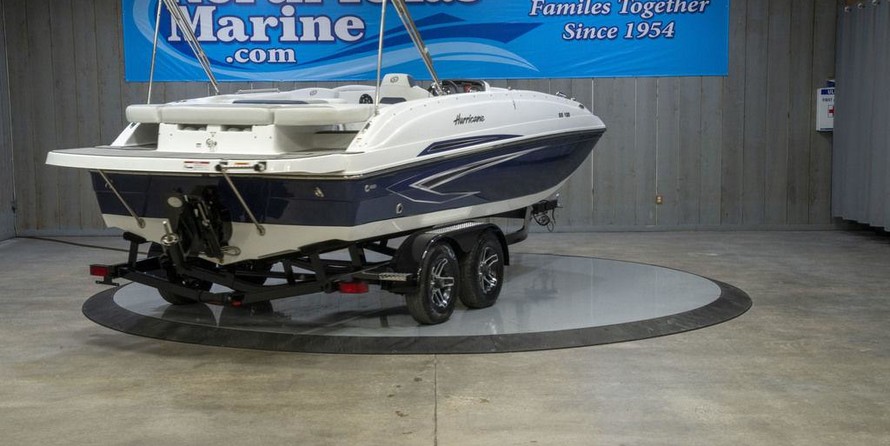Hurricane 188 sport sundeck