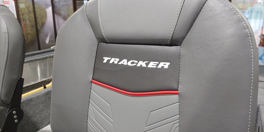 Tracker Pro Guide V-16 SC